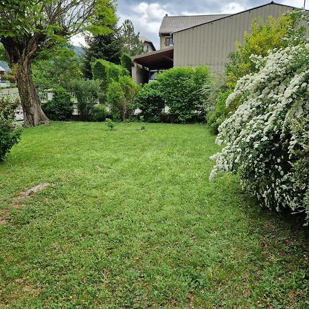 Studio 2 Chez Fred Et Val Embrun Exterior photo