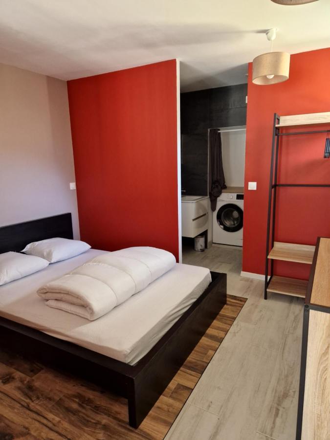 Studio 2 Chez Fred Et Val Embrun Exterior photo
